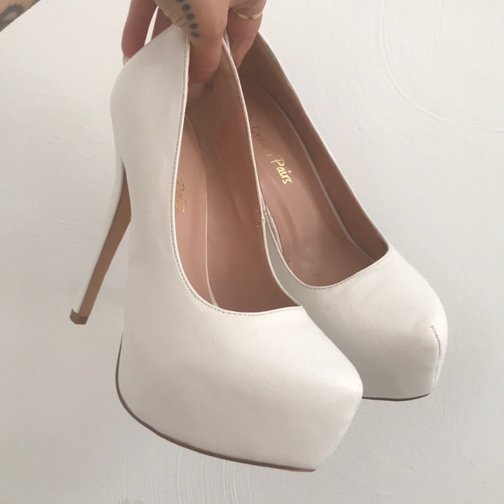White Classic Sexy Kitten Pumps